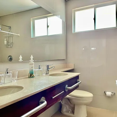Casa Moderna Con Playa Сasa de vacaciones *