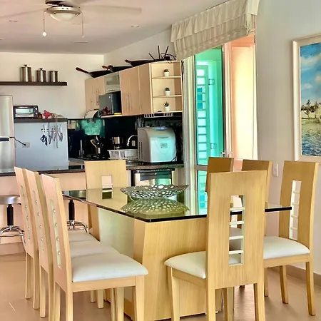 Casa Moderna Con Playa Cartagena